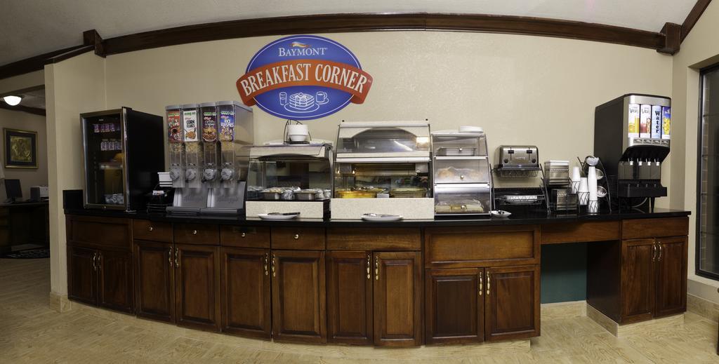 Quality Inn & Suites Columbia I-70 Εξωτερικό φωτογραφία