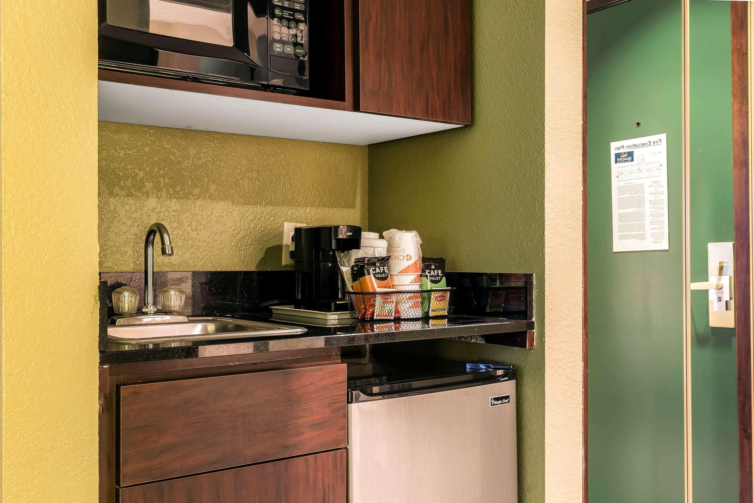 Quality Inn & Suites Columbia I-70 Εξωτερικό φωτογραφία