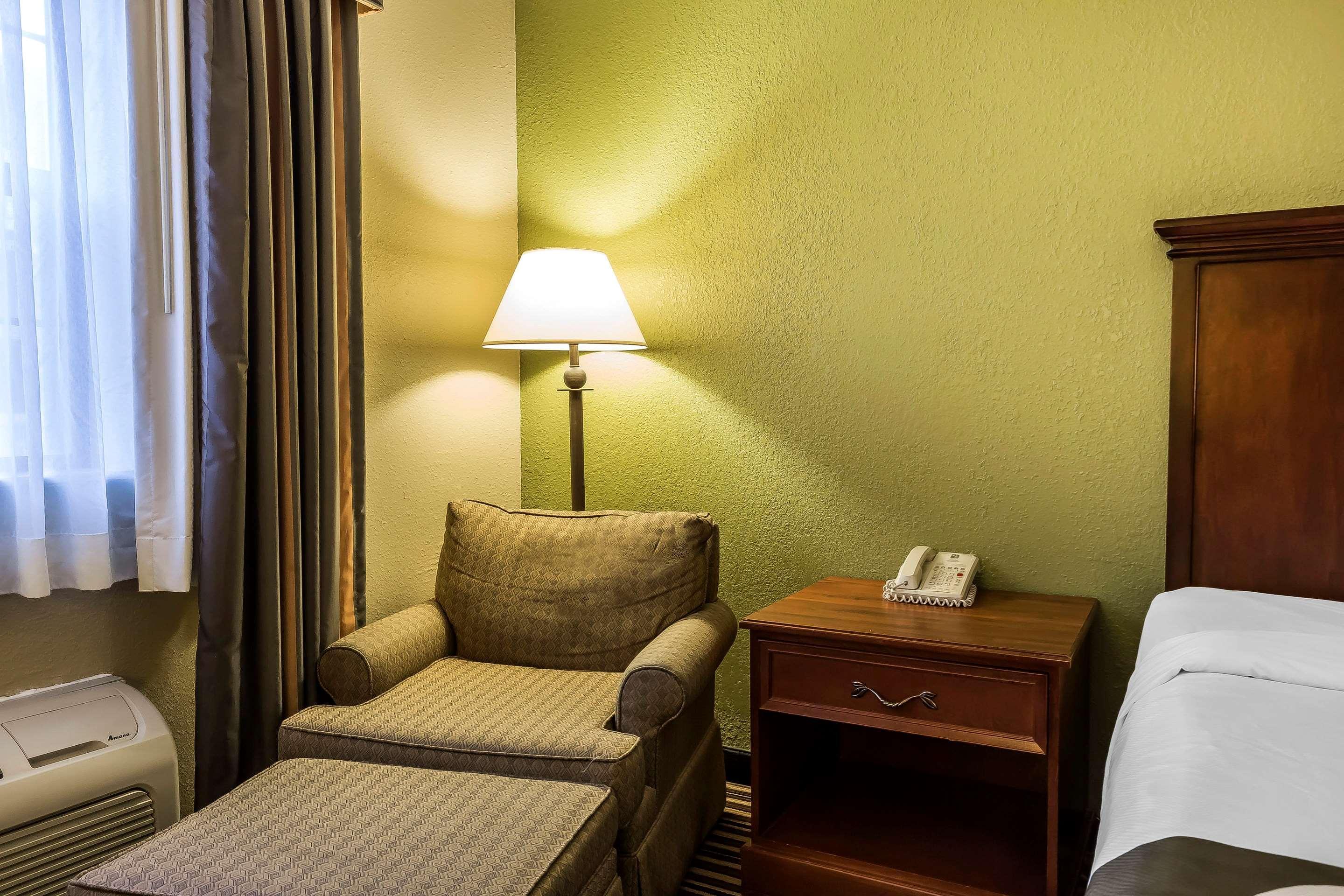 Quality Inn & Suites Columbia I-70 Εξωτερικό φωτογραφία