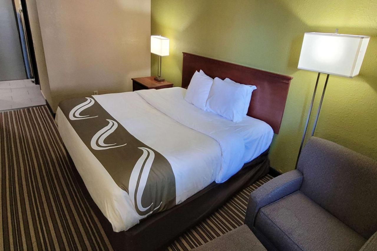 Quality Inn & Suites Columbia I-70 Εξωτερικό φωτογραφία