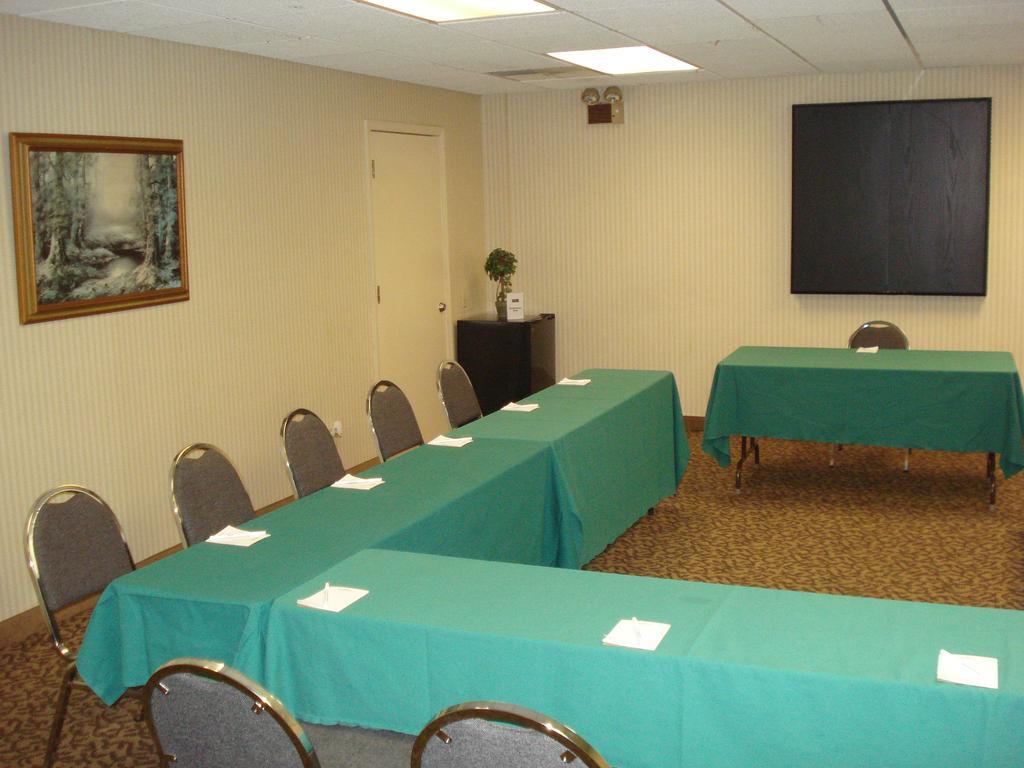 Quality Inn & Suites Columbia I-70 Ανέσεις φωτογραφία